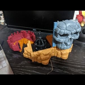 2002 Fisher Price Imaginext Vintage Goblin's Dungeon Castle Playset 78357 Parts